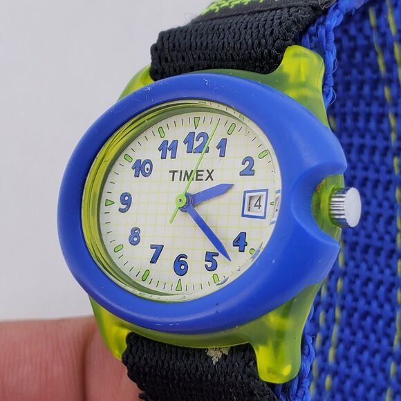 Timex Kids 30MM Watch Blue Green Black Nylon Strap Date Indicator New Battery - Picture 3 of 12